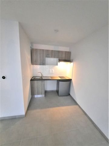 Location Appartement 2 pièces 40m² BISCARROSSE 40600 - Photo 4