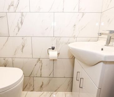 1 bedroom in a house share to rent - Photo 5