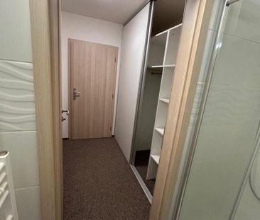 Pronájem bytu 2+kk 42 m2 - Fotografie 3