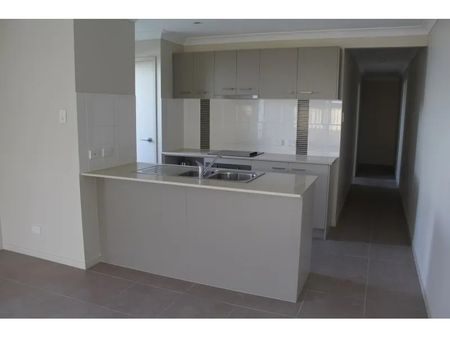 Eucalyptus Crescent, Ripley - Photo 5