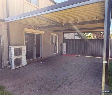 13/14 Bradbury Street, Parafield Gardens SA 5107 - House For Rent |... - Photo 2