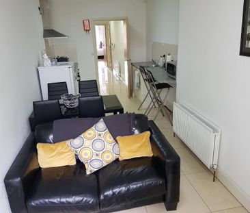 Unit 2, 19 Eglantine Avenue, Belfast, BT9 6DW - Photo 1