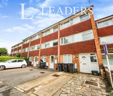 6 bedroom house to rent Falconers Road, Luton, Bedfordshire, LU2 - Photo 2