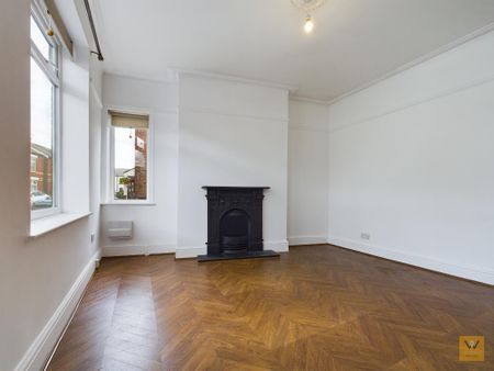 2 bedroom semi-detached house to rent - Photo 3