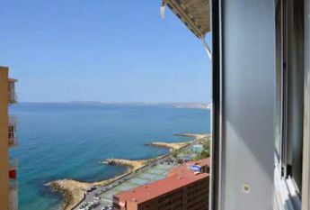 One-bedroom apartment for rent with parking and sea views – Albufereta, Alicante