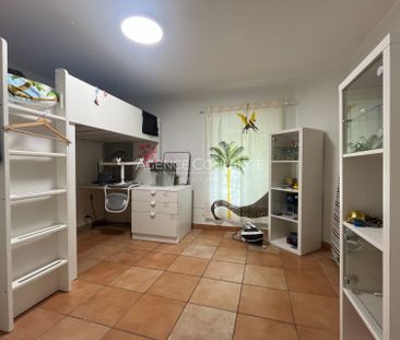 Location Appartement 3 pièces 62m² MARSEILLE 11ème - Photo 2
