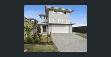 Freshly Updated Modern Home in Prime Thornlands Location - Photo 3