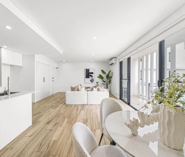 Luxury Living in Homebush's Prestigious 'Vogue' Complex - Photo 2