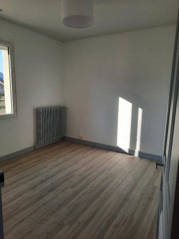 Location maison 5 pièces 143.62 m² à Vieu-d'Izenave (01430) - Photo 2