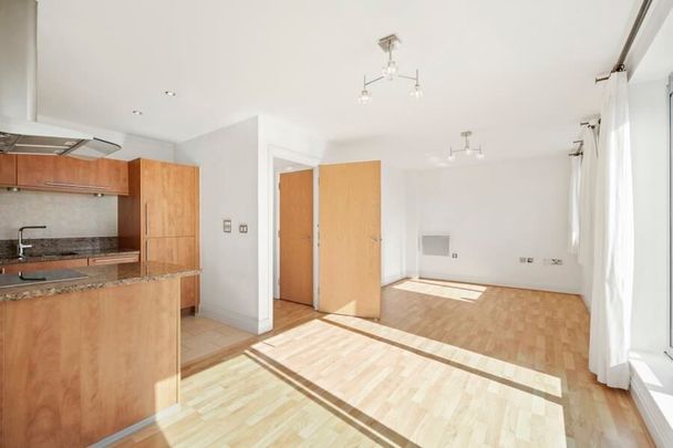 2 Bedroom Apartment To Let - Photo 1