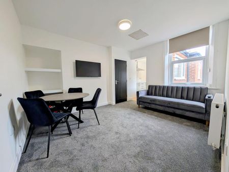 6 bedroom maisonette to rent - Photo 2