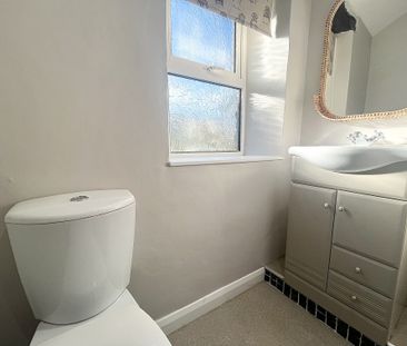 Main Road, Keighley, East Morton - Photo 2