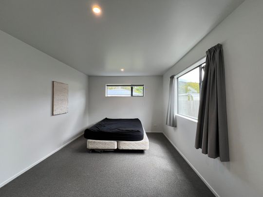 Wainuiomata 3 Bedrooms - Photo 1