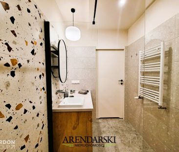 Apartament w centrum miasta z dużym tarasem! - Zdjęcie 4