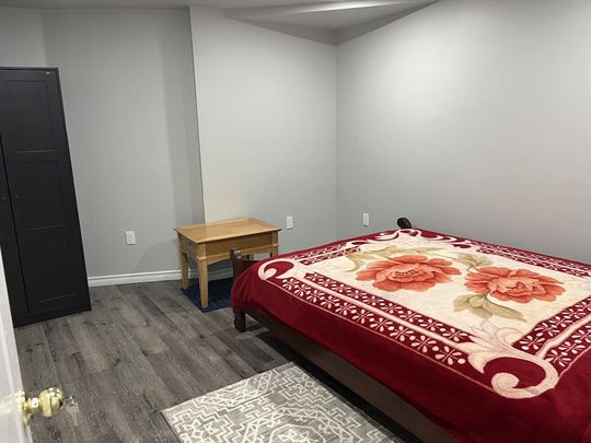 For Lease - 4 Brennan Road Unit# Room 2, Ajax, Ontario - Photo 1