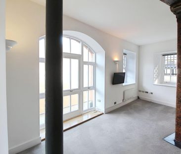 2 bedroom apartment to rent - Photo 2