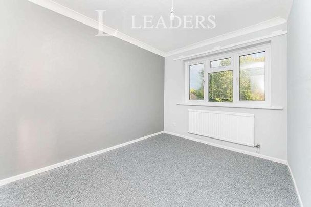 Derwent Road, Highwoods, CO4 - Photo 1