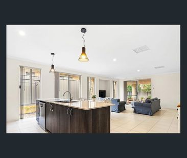 18 Bisque Street, Eglinton - Modern Coastal Living in a Growing Fam... - Photo 1