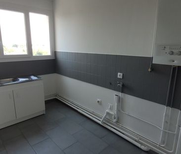 Location Appartement 1 pièce 39m² ISTRES 13800 - Photo 3