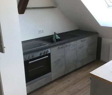 Schöne 2-Zimmerwohnung - DG - Duschbad - Einbauküche - Renoviert - ... - Foto 1
