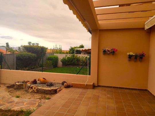 Terraced House in La Nucía, for rent - Photo 1