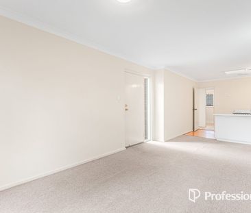 LOW MAINTENANCE VILLA - GREAT LOCATION! - Photo 1