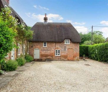 The Street, Marden, SN10 - Photo 4