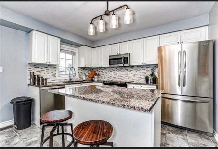 For Lease - 71 Magpie Way, Whitby, Ontario - Photo 3