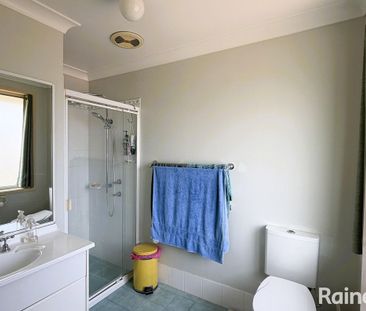 Fantastic Family Home - Photo 2