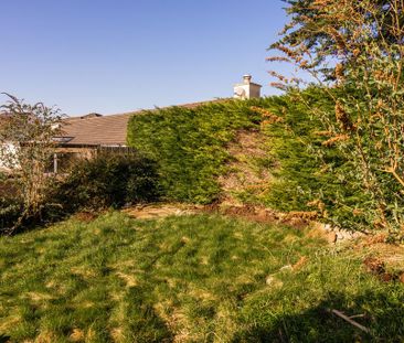 2 bedroom semi-detached bungalow to rent - Photo 4