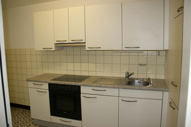 Proche du centre-ville, appartement de 1.5 pièces au rez-de-chaussée - Photo 1