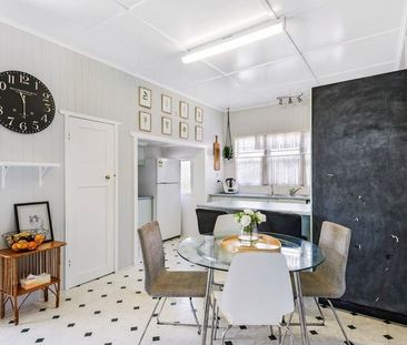 Brilliant family home in Wilsonton - Photo 1