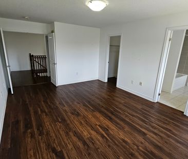 For Lease - 1206 Duignan Crescent Unit# Upper, Milton, Ontario - Photo 4