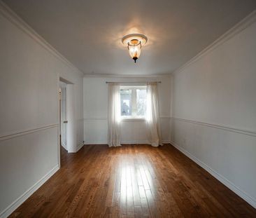 For Lease - 30 Main Street, Milton, Ontario - Photo 2