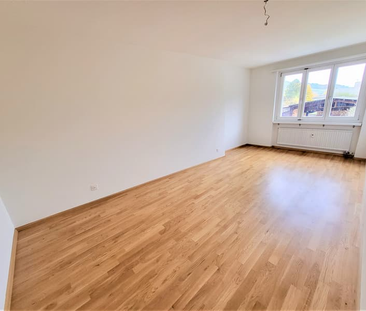 "Moderne 4.5-Zimmer-Wohnung an zentraler Lage in Itingen" - Foto 2
