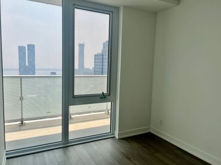 For Lease - 88 Queen Street Unit# 4705, Toronto, Ontario - Photo 2
