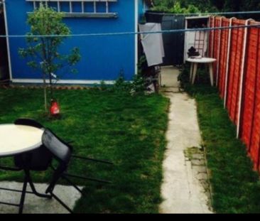 Room in a Shared House, Canada Avenue, N18 - Photo 3