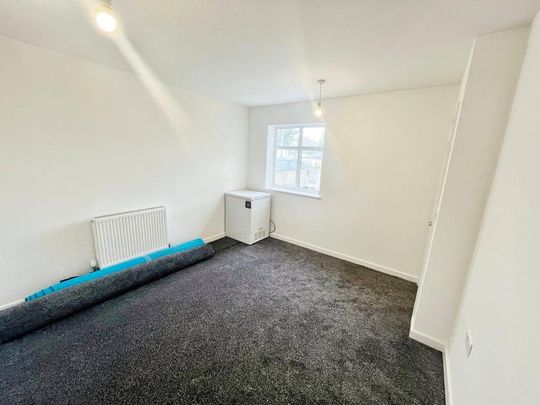 2 bedroom semi-detached house to rent - Photo 1