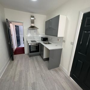 39 Teignmouth Road Selly Oak - Photo 2