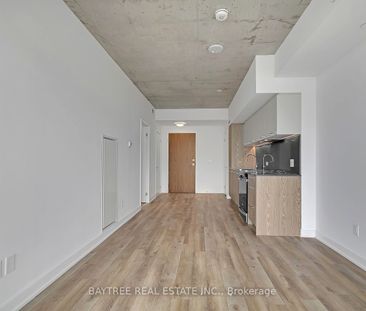 Riverside Square Lofts 15-45 , #606 - Photo 5