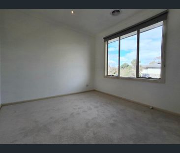 1/4 Aspect Dr, Keysborough, Vic 3173 - Photo 3