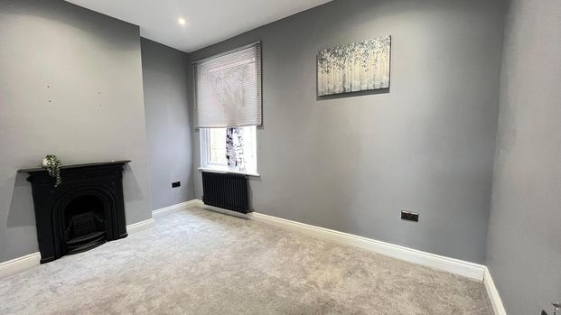 3 bedroom maisonette to rent - Photo 1