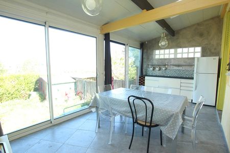 House - Photo 2