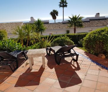 3 Bedroom Townhouse For Rent in La Duquesa, Málaga - Photo 4