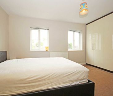 Primrose Place, TW7, London - Photo 2