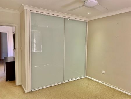 Great Family Home - Photo 5