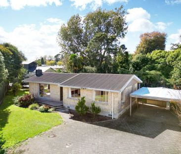 Located in the heart of Hillcrest, this desirable three-bedroom hom... - Photo 5