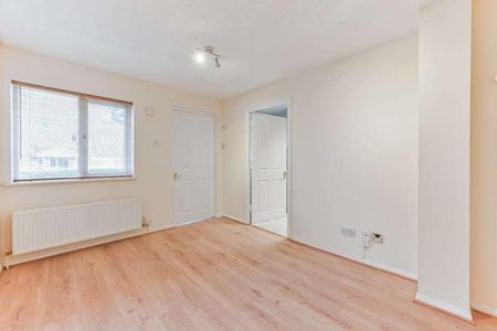 Franklin Way, Croydon, CR0 - Photo 2