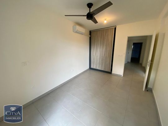Location Appartement 4 pièces 88m² ST DENIS 97400 - Photo 1