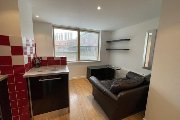 Wellington Street - Photo 1